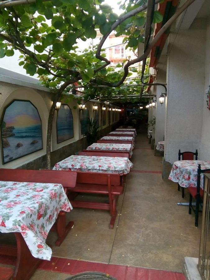 Family Hotel Andreev Nesebar Exterior foto