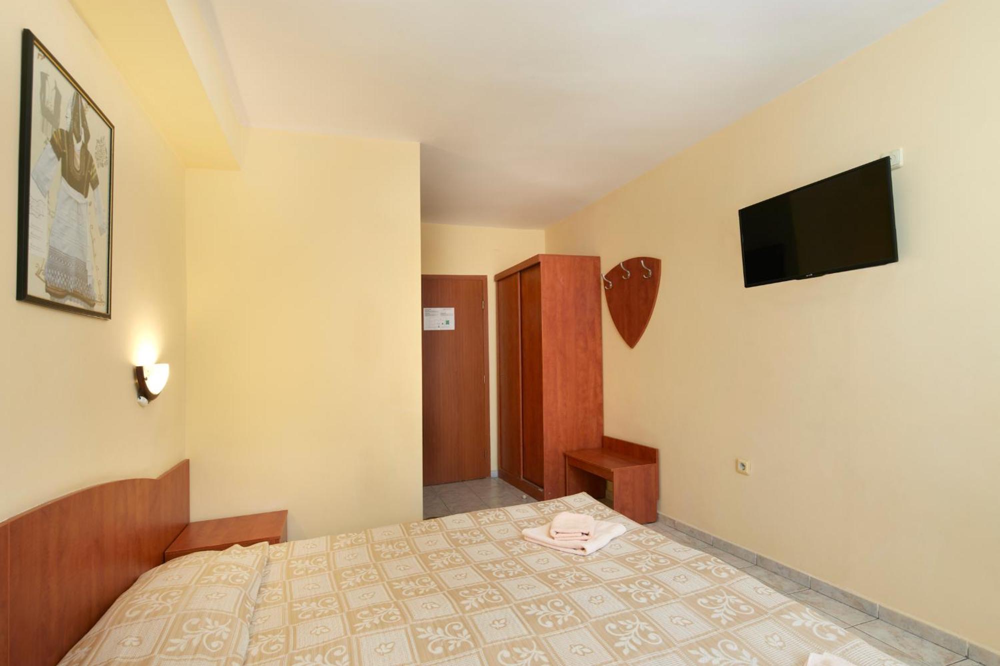 Family Hotel Andreev Nesebar Exterior foto