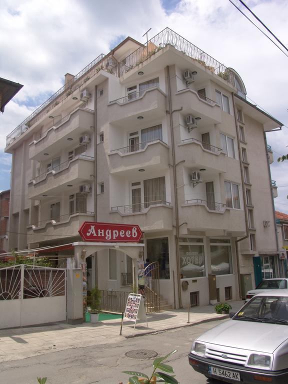 Family Hotel Andreev Nesebar Exterior foto